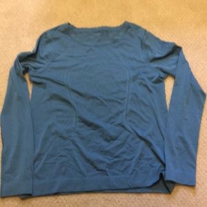 Lululemon swiftly breeze Ls top